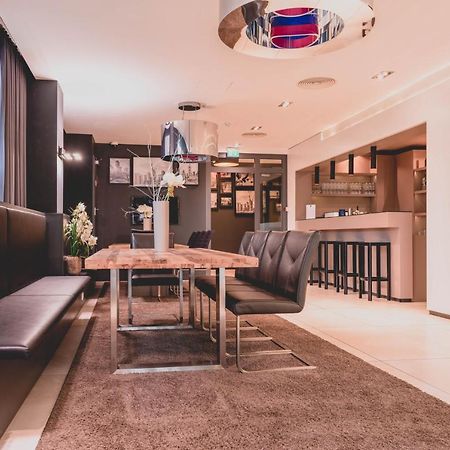 Bliss Hotel Francfort-sur-le-Main Extérieur photo