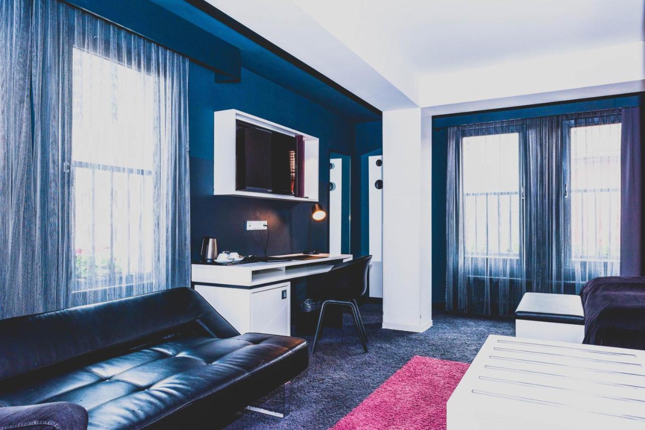 Bliss Hotel Francfort-sur-le-Main Extérieur photo