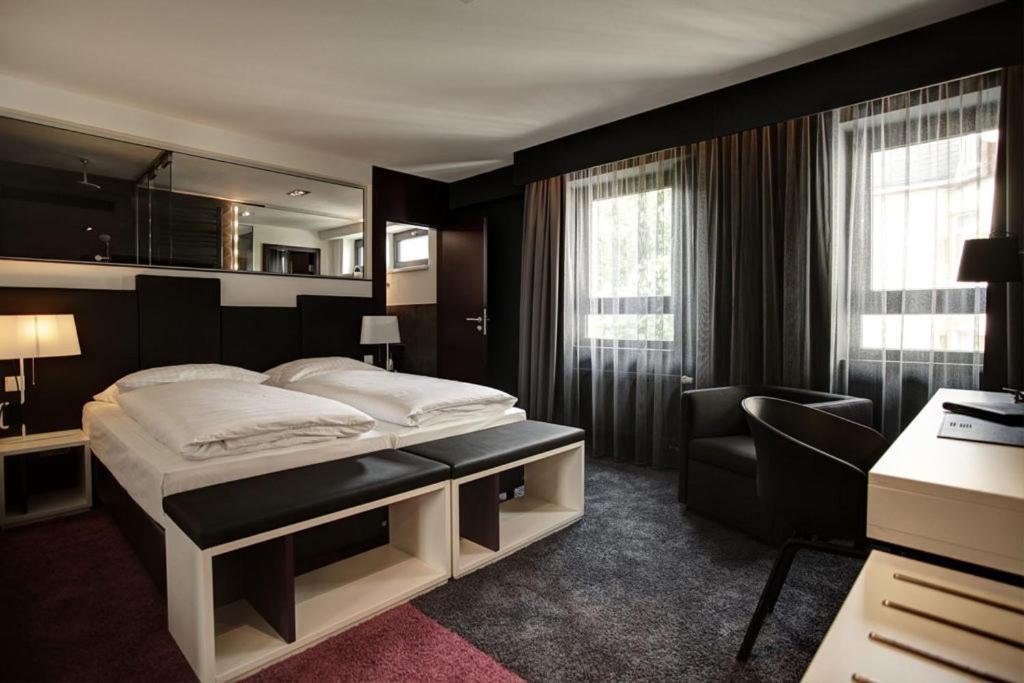 Bliss Hotel Francfort-sur-le-Main Extérieur photo