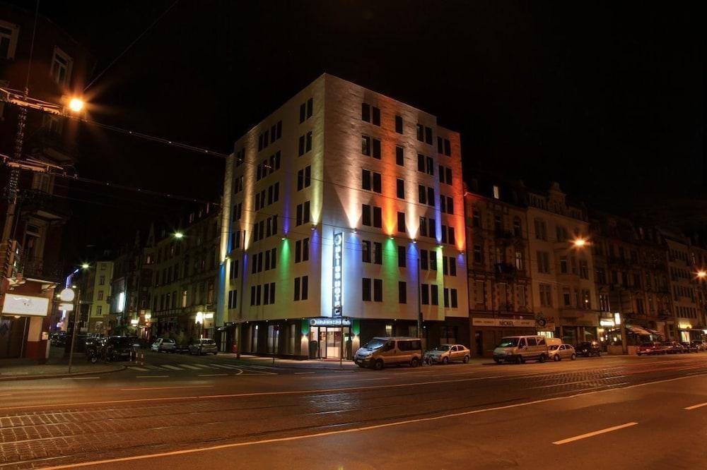 Bliss Hotel Francfort-sur-le-Main Extérieur photo
